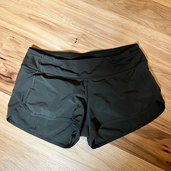 Lululemon shorts - Picture 1 of 1